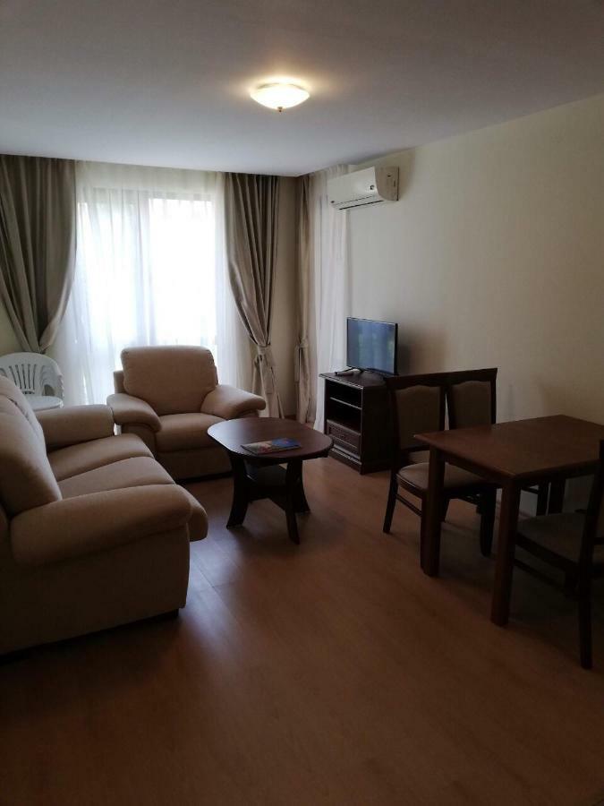 Private Apartment 49 In Prestige Fort Beach Hotel スヴェティ・ヴラス エクステリア 写真